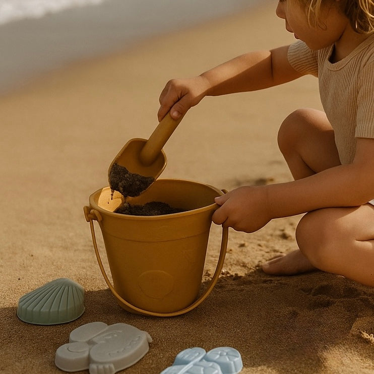 Pirate Gold Silicone Beach Toy Set – 8-Piece Non-Toxic Bucket & Spade Kit for Kids | Eco-Friendly & Travel-Friendly