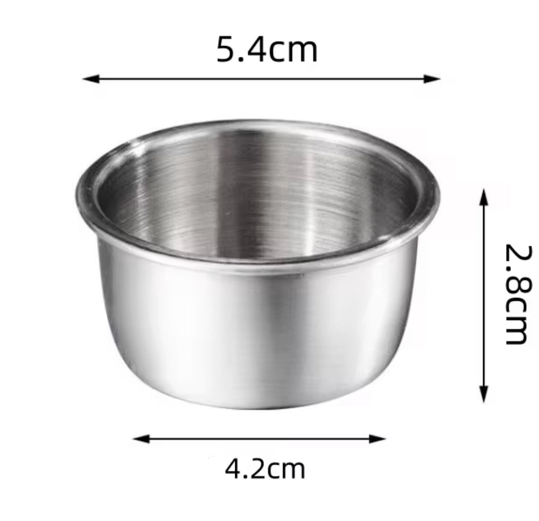 Size guide for Bumble & Ivy stainless steel snack pot with measurements for lunchbox dips and sauce
